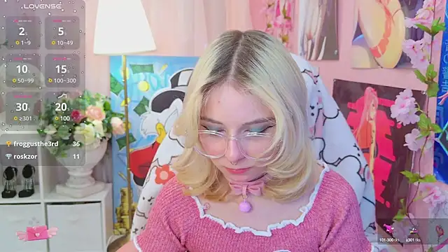 Snapshot of Coconut_Mia chatting on January 2025 12:27:01 AM Coconut Mia online show from January 2025 12:27:01 AM