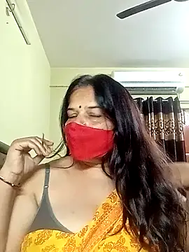 Snapshot of IndianAngle chatting on January 2025 07:32:01 PM IndianAngle online show from January 2025 07:32:01 PM