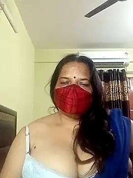 Snapshot of IndianAngle chatting on February 2025 08:05:02 PM IndianAngle online show from February 2025 08:05:02 PM