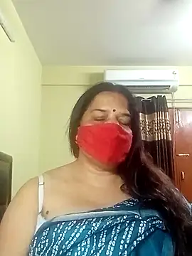 Snapshot of IndianAngle chatting on February 2025 07:54:01 PM IndianAngle online show from February 2025 07:54:01 PM