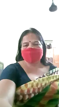 Snapshot of IndianAngle chatting on March 2025 04:52:01 AM IndianAngle online show from March 2025 04:52:01 AM