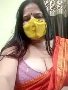 Snapshot of IndianAngle chatting on November 2025 07:38:01 PM IndianAngle online show from November 2025 07:38:01 PM