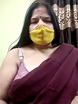 Snapshot of IndianAngle chatting on January 2026 10:30:01 AM IndianAngle online show from January 2026 10:30:01 AM