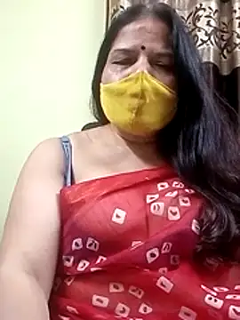 Snapshot of IndianAngle chatting on February 2026 05:33:01 PM IndianAngle online show from February 2026 05:33:01 PM