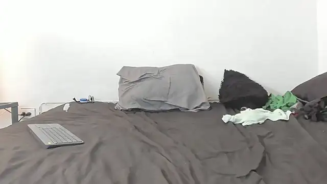 evanandsunny online show from January 2025 06:10:02 PM