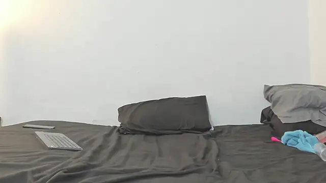 evanandsunny online show from March 2025 10:37:02 PM