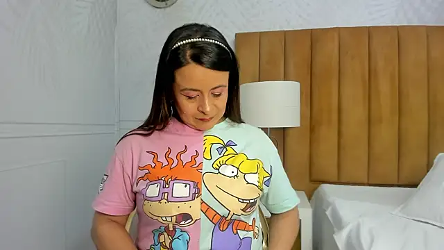 Daphne81  online show from March 2025 08:26:01 AM