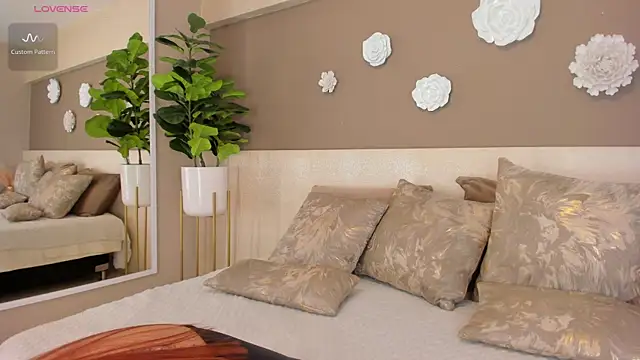 AylinMillerxs online show from January 2025 08:10:02 PM