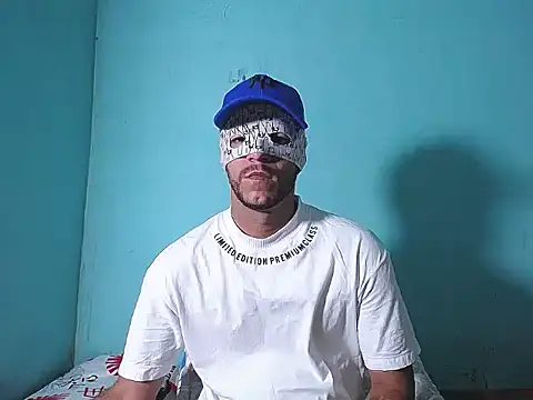 dirty boy horny online show from December 2025 06:11:01 AM