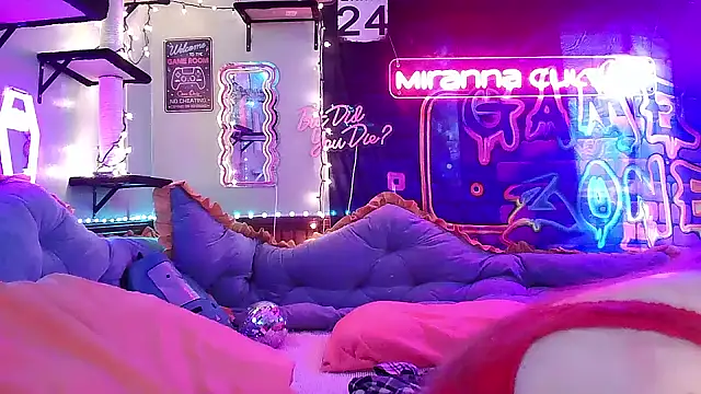 mirannacult online show from January 2025 09:08:01 PM