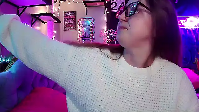 mirannacult online show from January 2025 12:21:01 PM