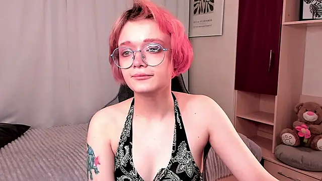 ohliva online show from December 2024 12:19:01 AM