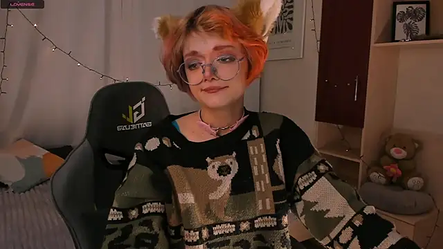 ohliva online show from December 2024 08:23:01 PM