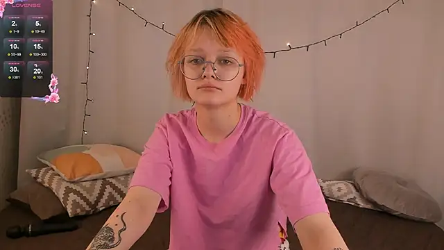 ohliva online show from December 2024 08:42:02 PM