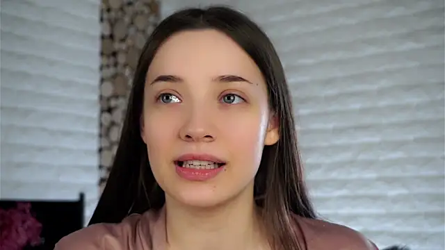 LowOncoming online show from January 2025 01:20:02 AM