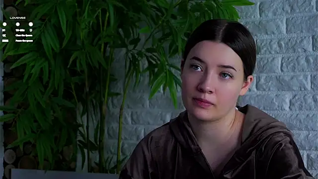 LowOncoming online show from April 2026 01:37:01 AM