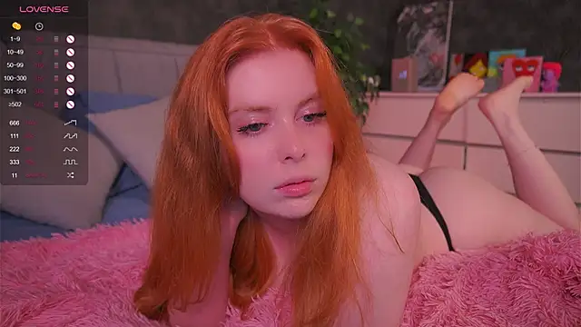 RedHotVixen0 online show from September 2025 11:48:02 PM