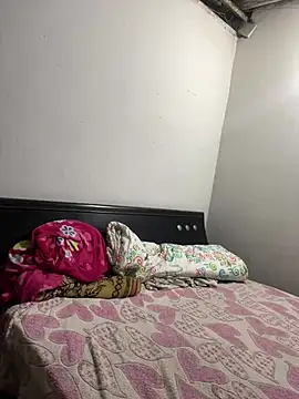 Mentriplex online show from February 2025 10:11:01 PM