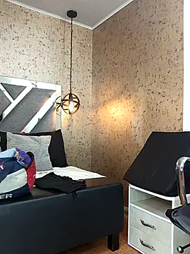 Michelle Brito1 online show from February 2025 11:31:02 AM