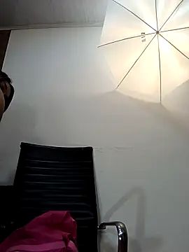 Michelle Brito1 online show from February 2025 11:23:02 AM