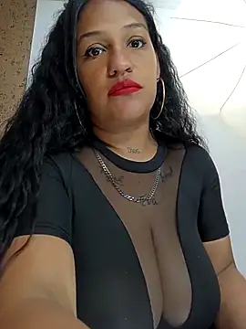 Michelle Brito1 online show from March 2025 02:59:01 PM