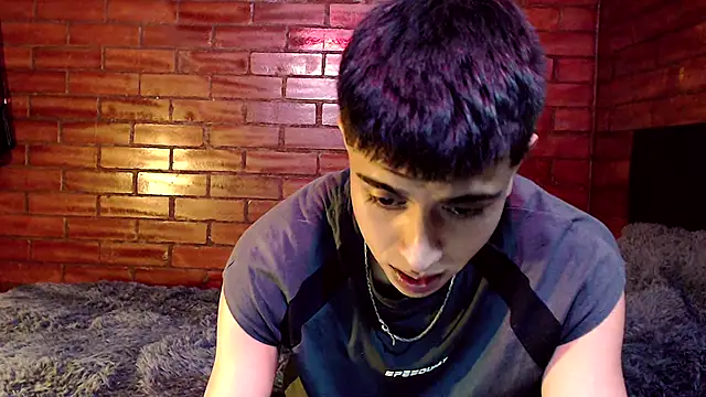 Snapshot of pipeynick chatting on February 2025 10:03:01 PM pipeynick online show from February 2025 10:03:01 PM