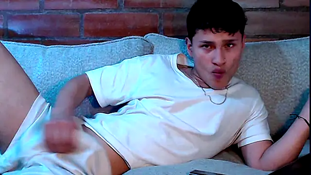 Snapshot of pipeynick chatting on October 2025 12:24:02 AM pipeynick online show from October 2025 12:24:02 AM