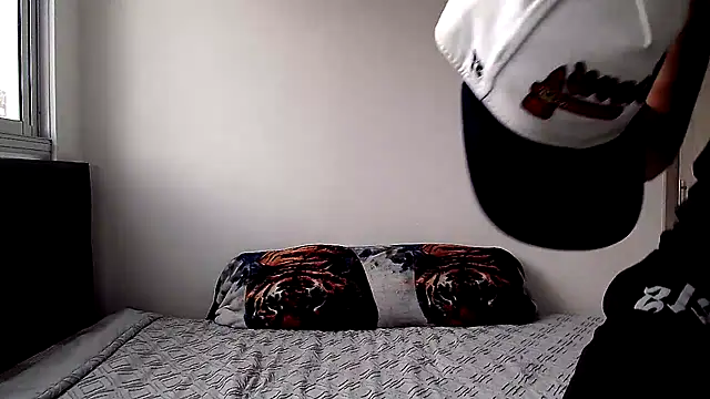 Snapshot of pipeynick chatting on February 2026 08:28:01 PM pipeynick online show from February 2026 08:28:01 PM