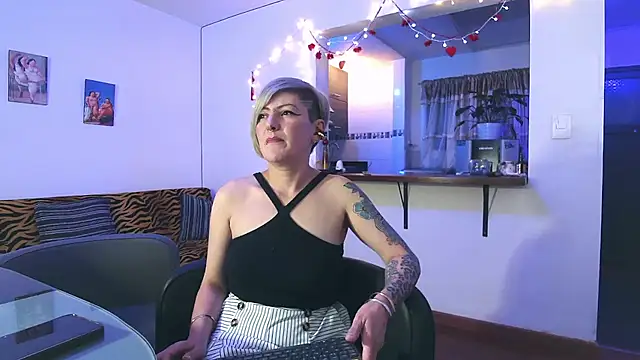 Maria fernandaxxx  online show from February 2025 03:12:01 AM