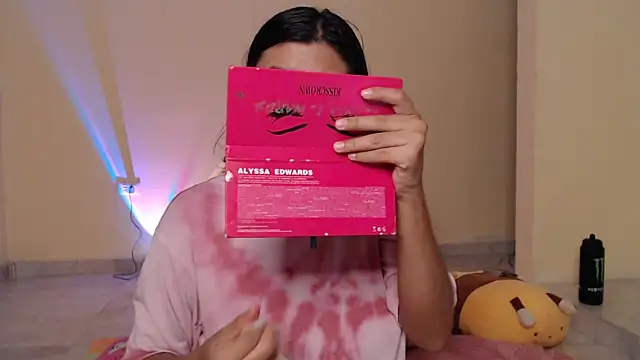  maiahairy  online show from December 2024 11:37:01 PM