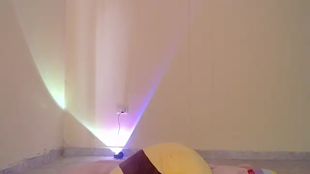  maiahairy  online show from February 2025 03:10:01 PM