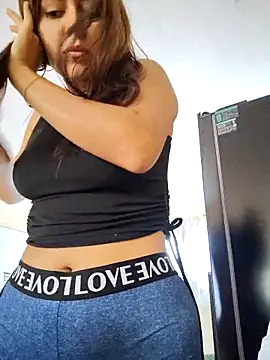  maiahairy  online show from December 2025 12:35:02 PM