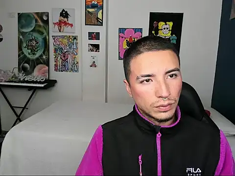 sweet boys xx online show from September 2025 12:07:01 PM