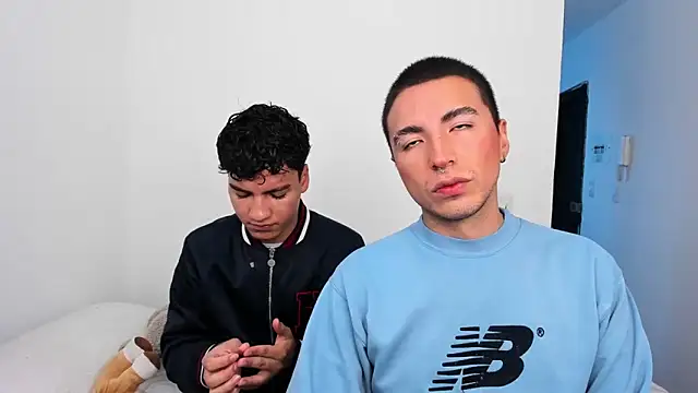 sweet boys xx online show from November 2025 11:53:01 AM