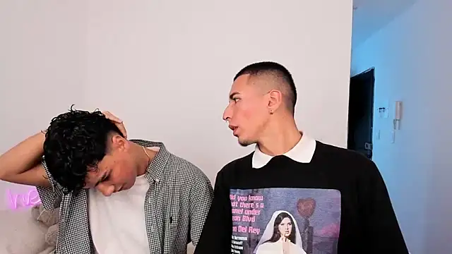 sweet boys xx online show from November 2025 12:37:01 PM