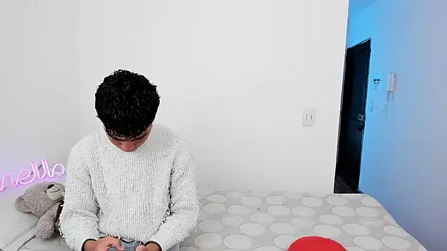 sweet boys xx online show from November 2025 12:05:02 PM