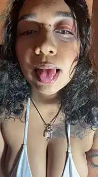 Snapshot of _octavia_ chatting on January 2025 03:47:01 AM octavia online show from January 2025 03:47:01 AM