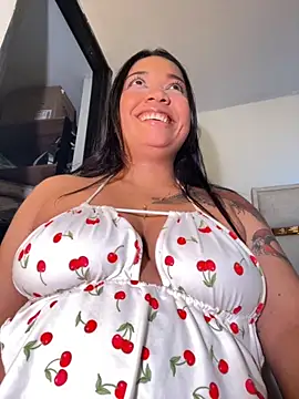 Snapshot of _octavia_ chatting on September 2025 11:39:02 PM octavia online show from September 2025 11:39:02 PM