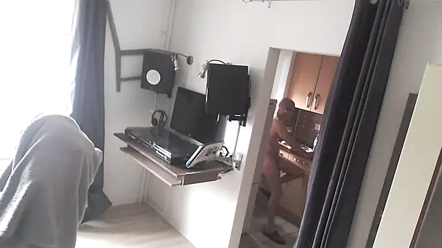 Nomi1612 online show from January 2026 12:54:02 PM