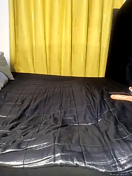 Hugemassivebootie online show from March 2026 07:18:02 PM