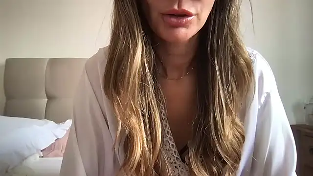 paolajonez online show from January 2025 12:52:01 PM