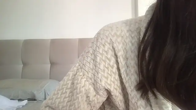 paolajonez online show from September 2025 06:52:01 PM