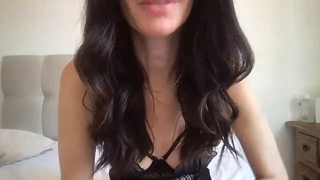 paolajonez online show from February 2026 01:29:02 PM