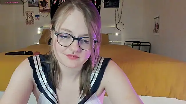 BebKonie online show from December 2024 07:52:02 PM