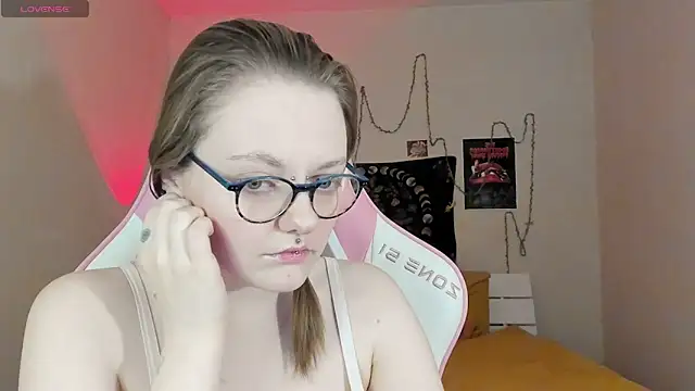 BebKonie online show from January 2025 03:54:02 PM