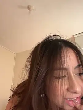 juanasnz99 online show from October 2025 01:47:02 AM