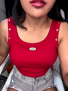 LeisyXO online show from December 2024 02:53:01 AM