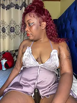 Snapshot of Queenshaz01 chatting on June 2026 09:41:01 PM Queenshaz01 online show from June 2026 09:41:01 PM