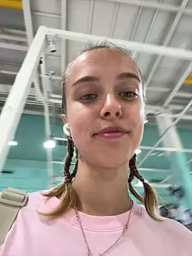 enjoy my beauty online show from December 2024 04:52:01 AM