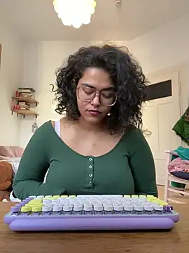 Curvydesifromgermany online show from March 2025 03:42:02 PM